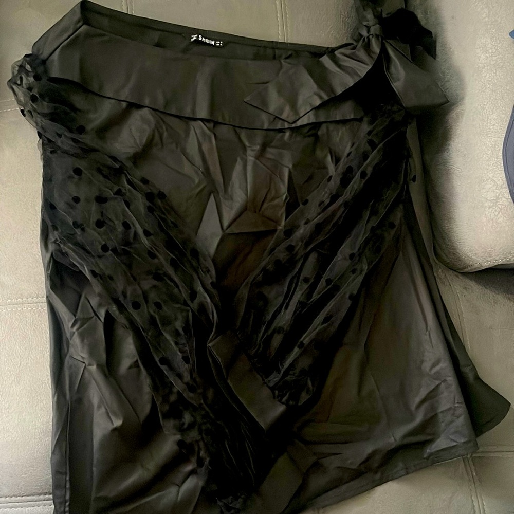 Asymmetrical neck blouse